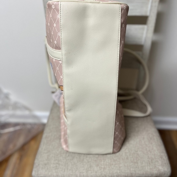 Disney Bambi NWT Travel Bag, Beige, great Diaper Bag, 18 x 12 x 8, soft! - Picture 11 of 14